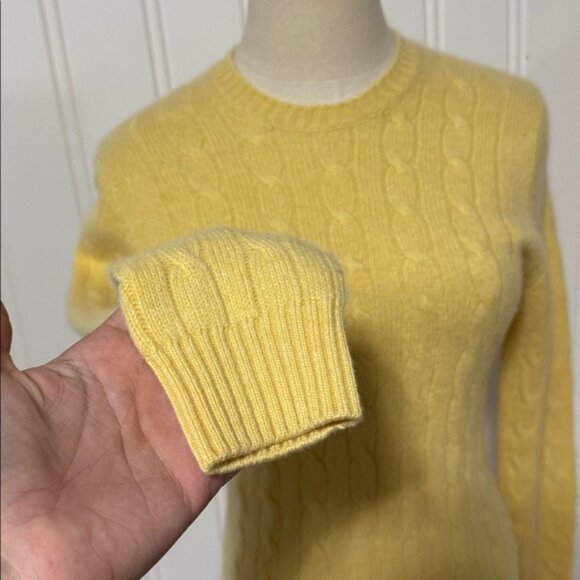 Brooks Brothers 100% Italian Cashmere Cable Knit Yellow Crew Neck Sweater size S - Picture 4 of 7